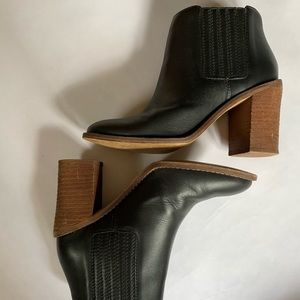 Madewell Chelsea Boots